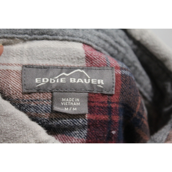 Eddie Bauer Men Red Plaid Button Up Shirt Flannel Casual Size Meduim - Picture 2 of 8
